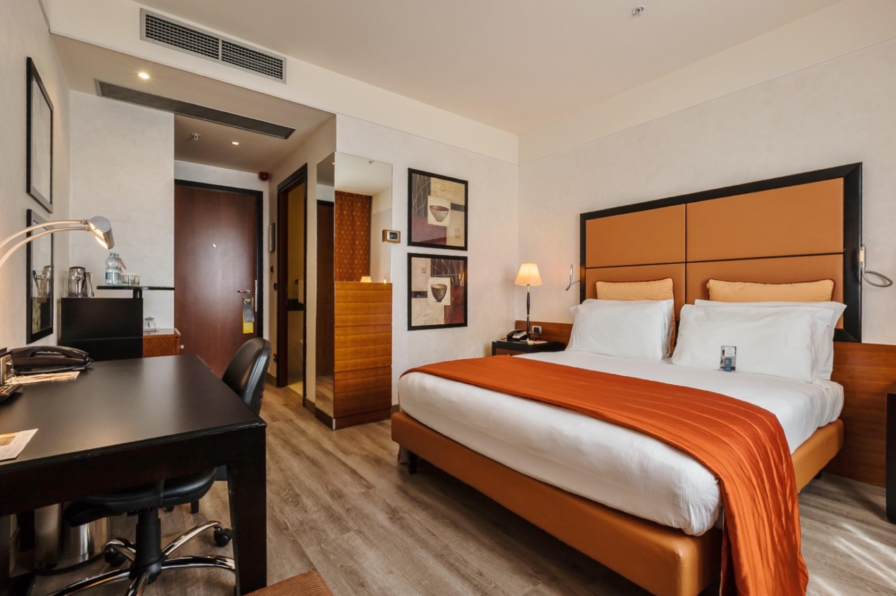 Crowne Plaza Milan - Malpensa Airport By Ihg Hotel 4*