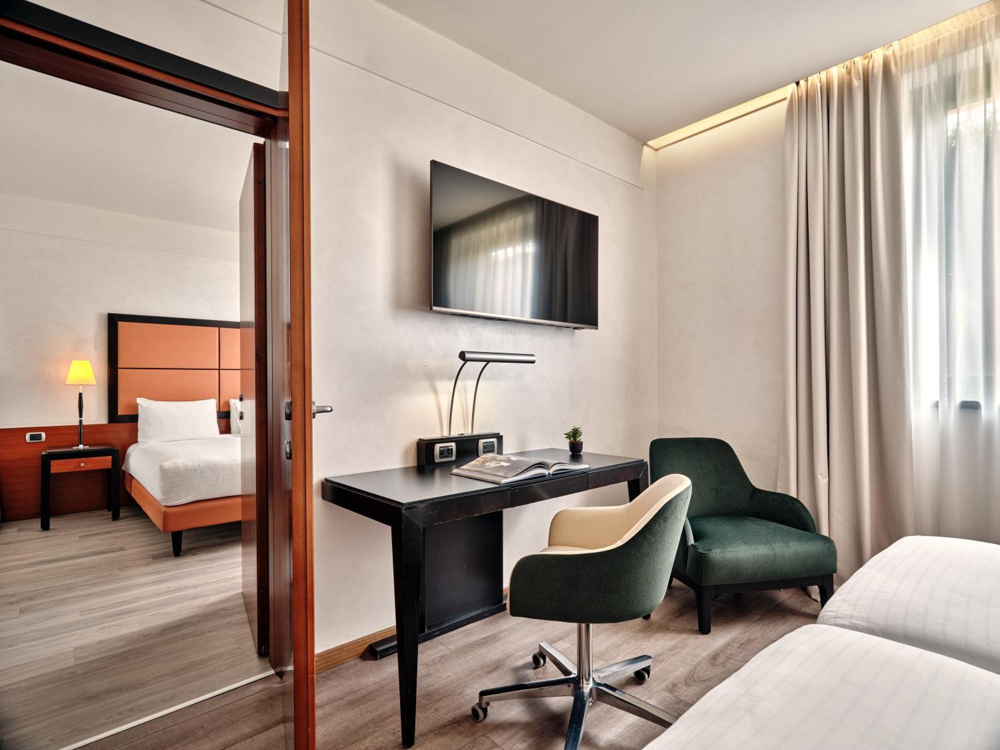 Crowne Plaza Milan - Malpensa Airport By Ihg 4*