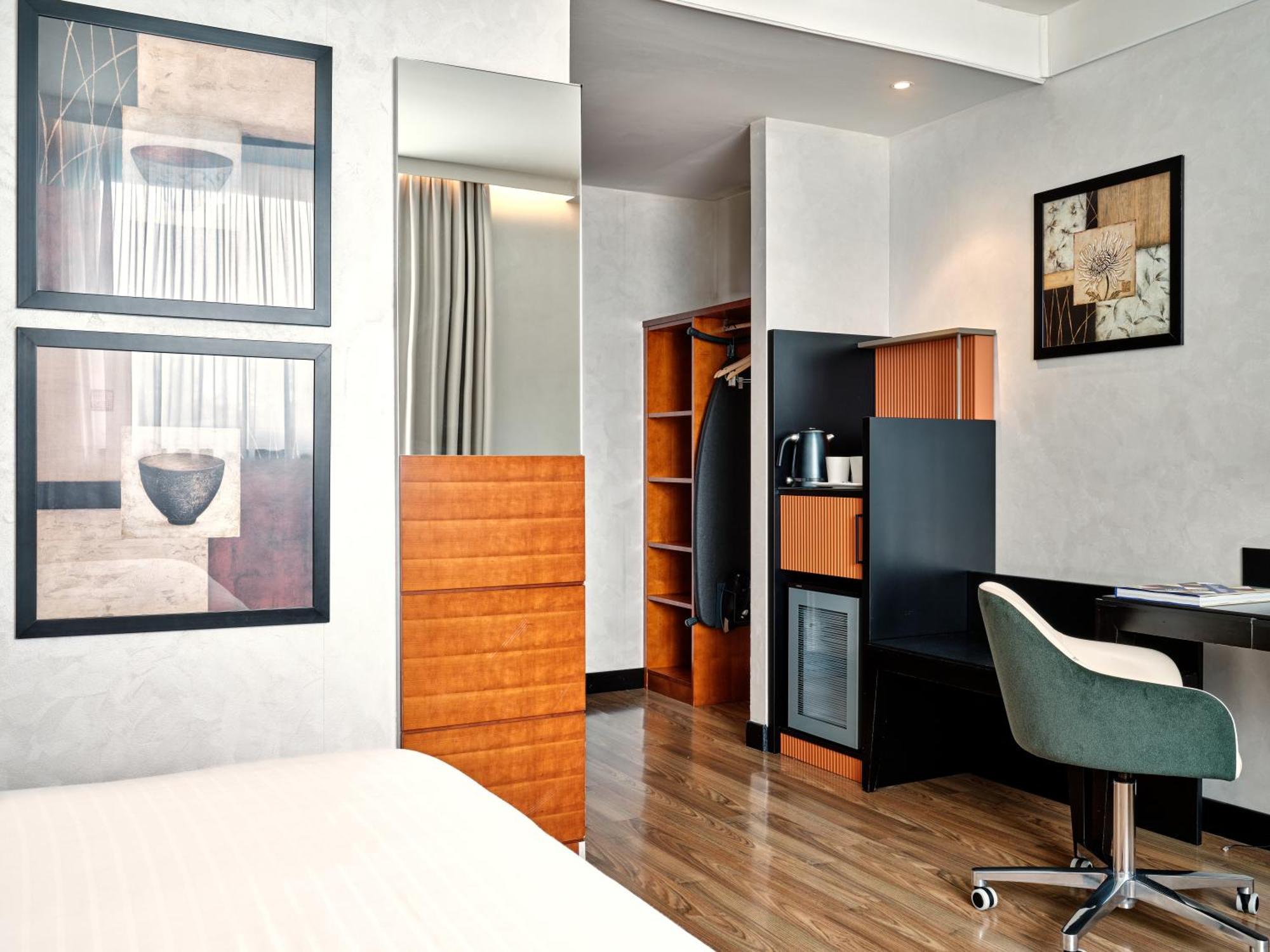 Crowne Plaza Milan - Malpensa Airport By Ihg 4* Case Nuove (Lombardy)