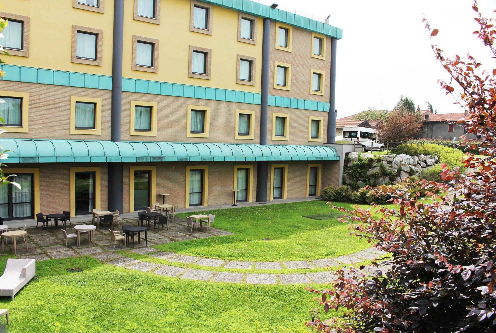 Hotel Crowne Plaza Milan - Malpensa Airport By Ihg 4*