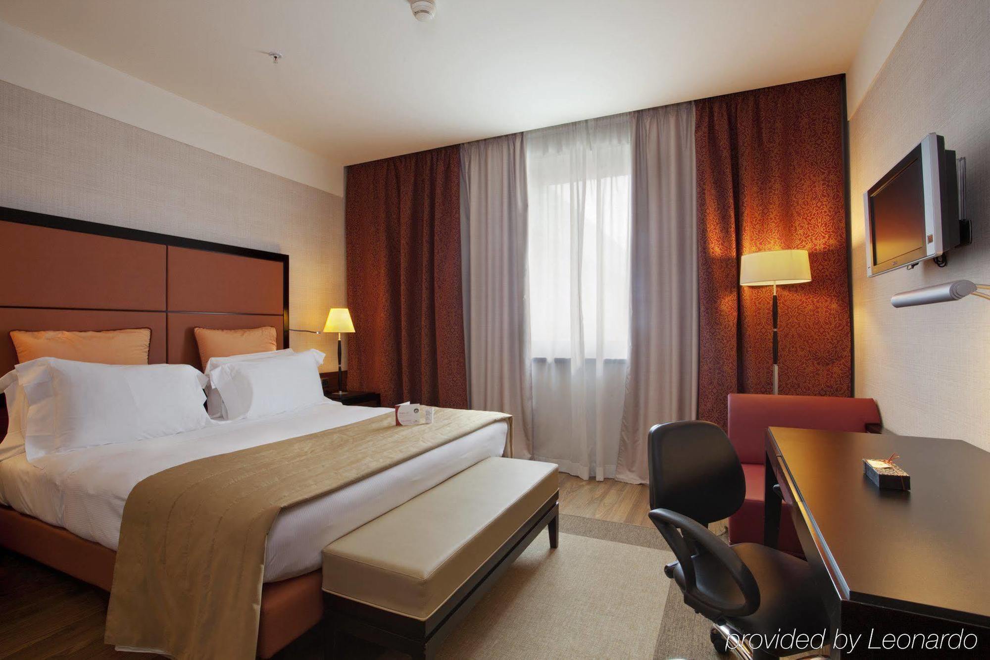 Hotel Crowne Plaza Milan - Malpensa Airport By Ihg 4*